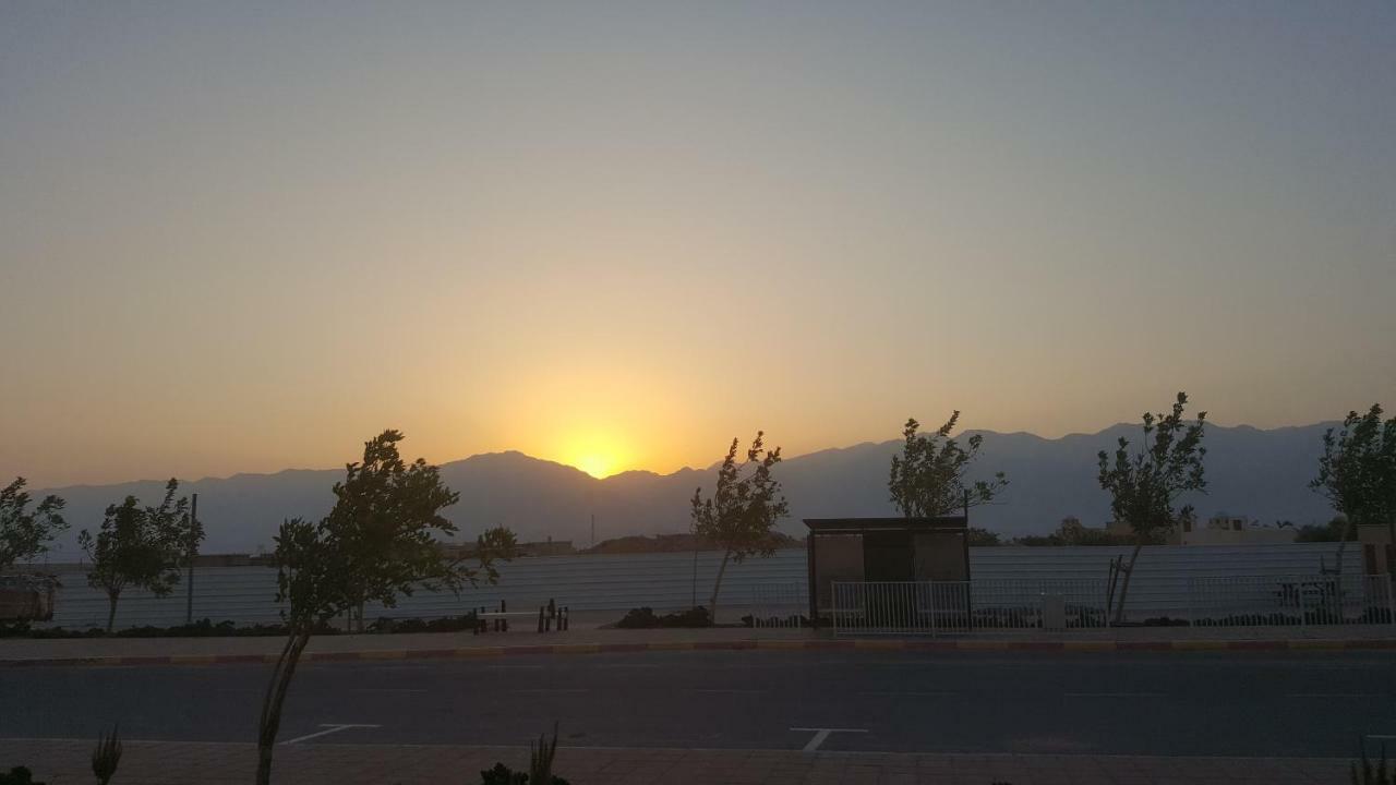 סויטה בלב המדבר. Daire Be'er Ora Dış mekan fotoğraf